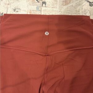 Lululemon Rust cropped Leggings